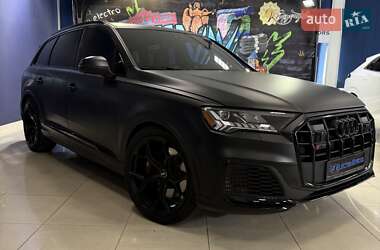 Внедорожник / Кроссовер Audi SQ7 2020 в 