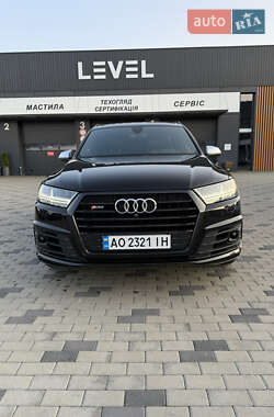 Внедорожник / Кроссовер Audi SQ7 2017 в 