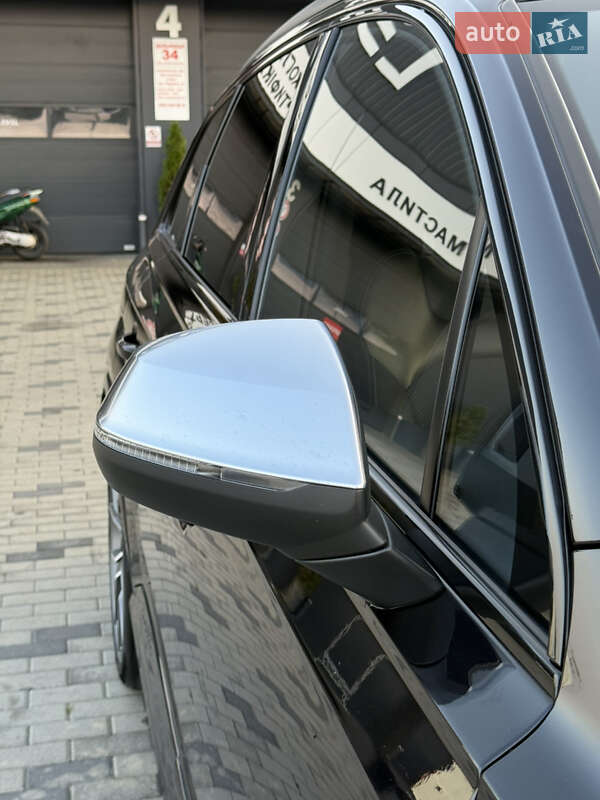 Внедорожник / Кроссовер Audi SQ7 2017 в Хусте