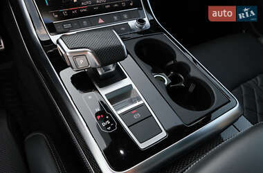 Внедорожник / Кроссовер Audi SQ7 2020 в 