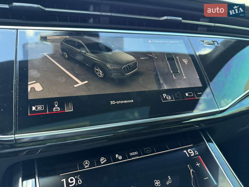 Внедорожник / Кроссовер Audi SQ7 2022 в Киеве
