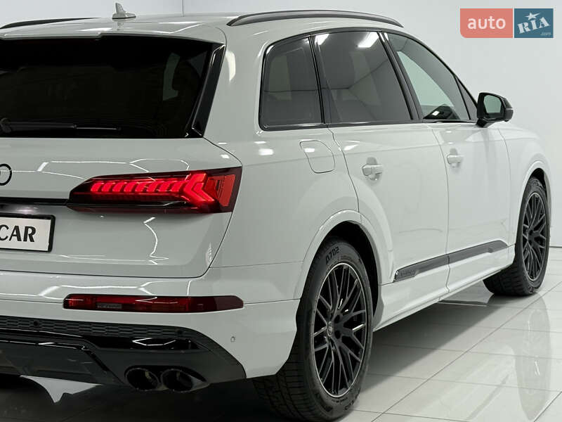 Внедорожник / Кроссовер Audi SQ7 2021 в Одессе