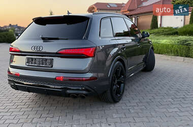Внедорожник / Кроссовер Audi SQ7 2024 в 