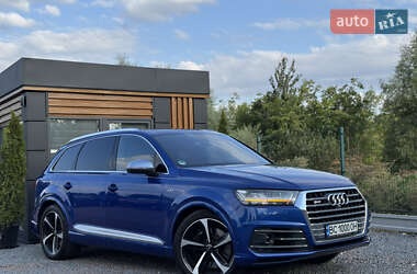 Внедорожник / Кроссовер Audi SQ7 2017 в 