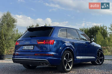 Внедорожник / Кроссовер Audi SQ7 2017 в 