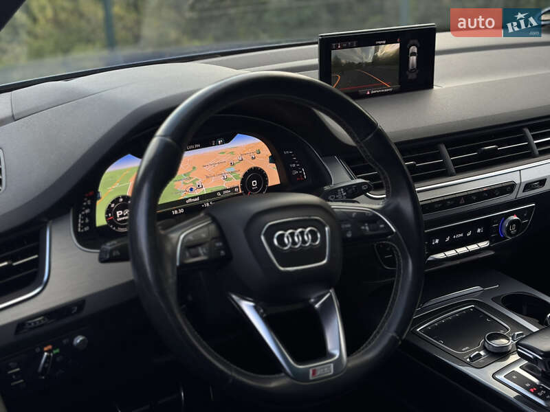 Внедорожник / Кроссовер Audi SQ7 2017 в Львове