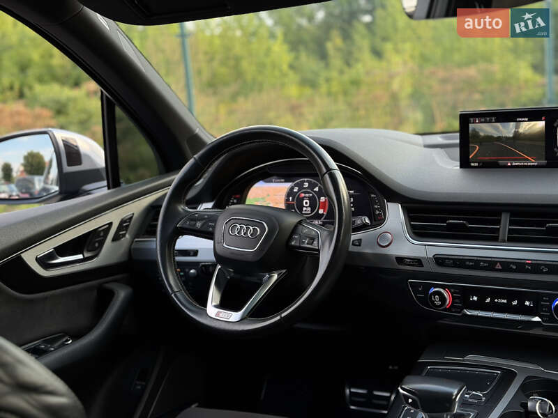 Внедорожник / Кроссовер Audi SQ7 2017 в Львове