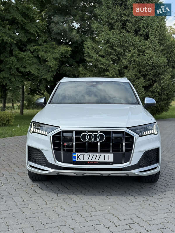 Внедорожник / Кроссовер Audi SQ7 2021 в Ивано-Франковске