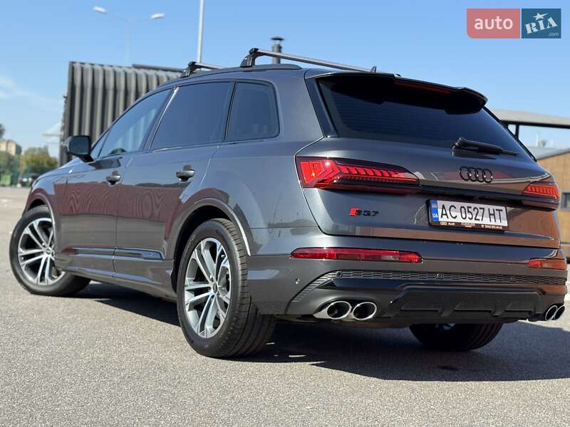 Внедорожник / Кроссовер Audi SQ7 2023 в Киеве