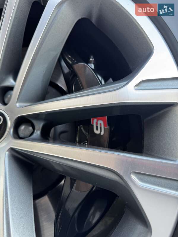 Внедорожник / Кроссовер Audi SQ7 2023 в Киеве