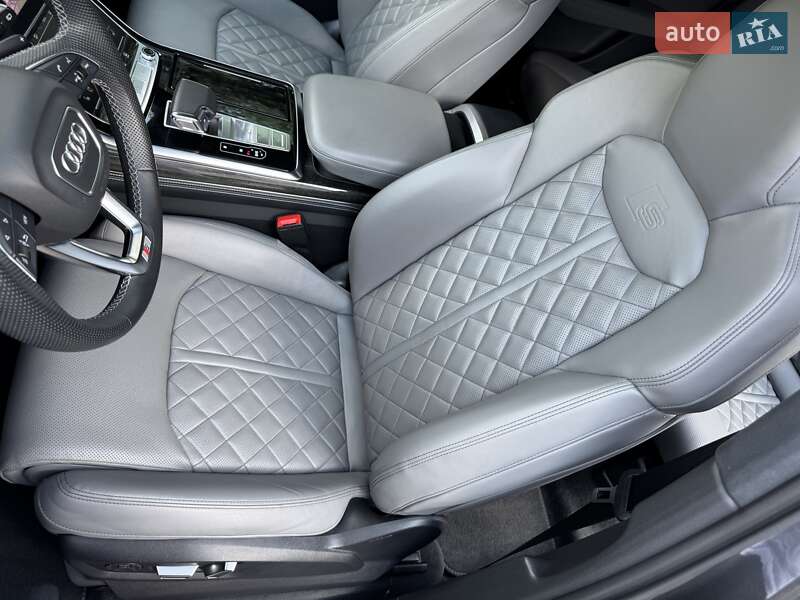 Внедорожник / Кроссовер Audi SQ7 2023 в Киеве