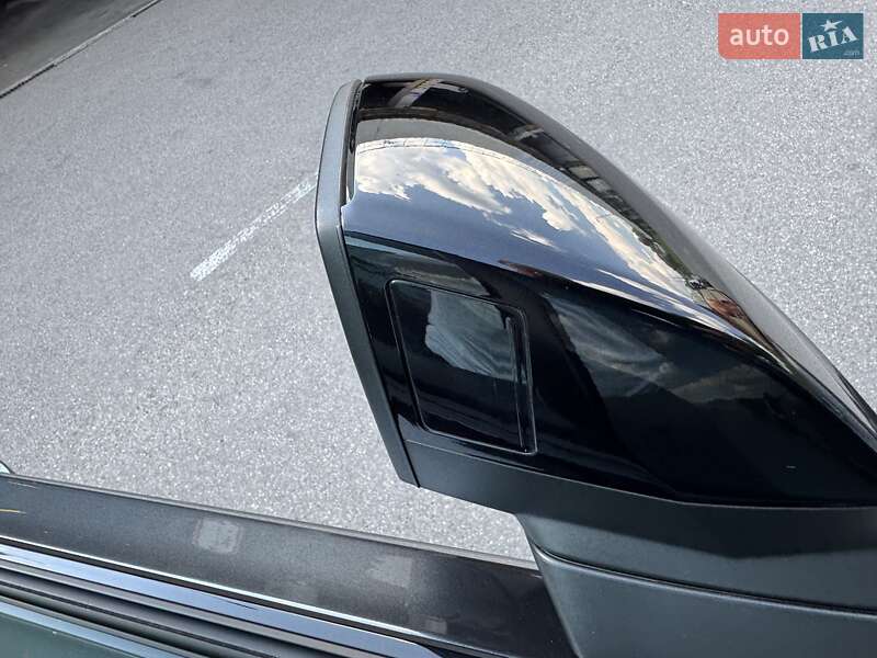 Внедорожник / Кроссовер Audi SQ7 2023 в Киеве