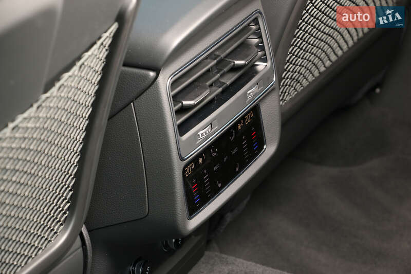 Внедорожник / Кроссовер Audi SQ7 2024 в Одессе