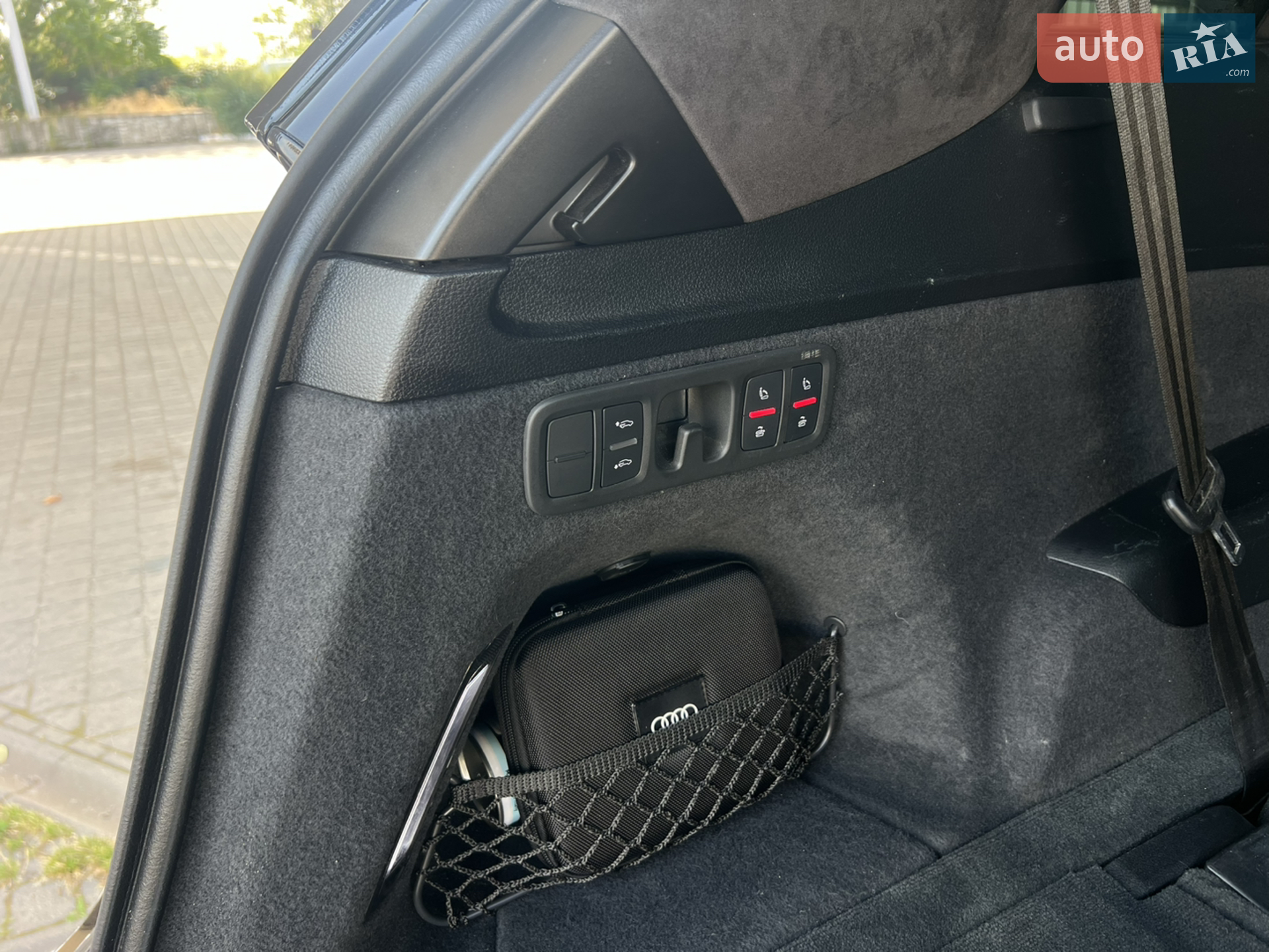 2020 Audi SQ7 - мініатюра 29