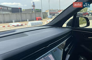 Внедорожник / Кроссовер Audi SQ7 2020 в 