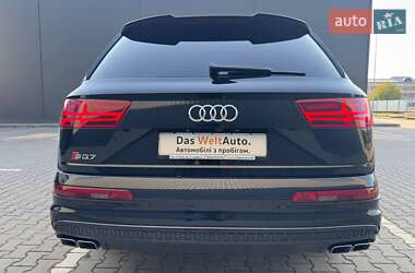 Внедорожник / Кроссовер Audi SQ7 2017 в 