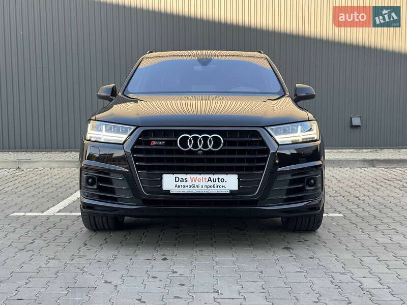 Позашляховик / Кросовер Audi SQ7 2017 в Чернівцях