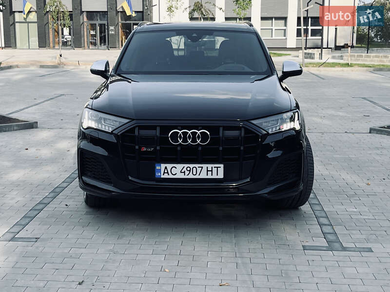 Позашляховик / Кросовер Audi SQ7 2020 в Луцьку