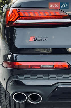 Внедорожник / Кроссовер Audi SQ7 2020 в Луцке