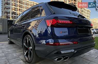 Позашляховик / Кросовер Audi SQ7 2021 в Києві