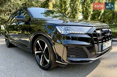 Внедорожник / Кроссовер Audi SQ7 2023 в 