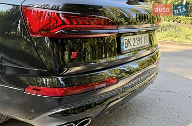 Внедорожник / Кроссовер Audi SQ7 2023 в 