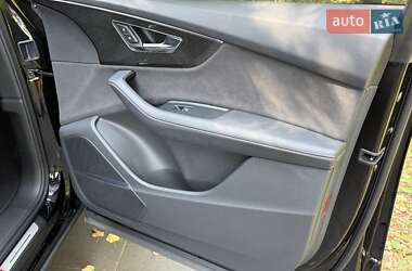 Внедорожник / Кроссовер Audi SQ7 2023 в 
