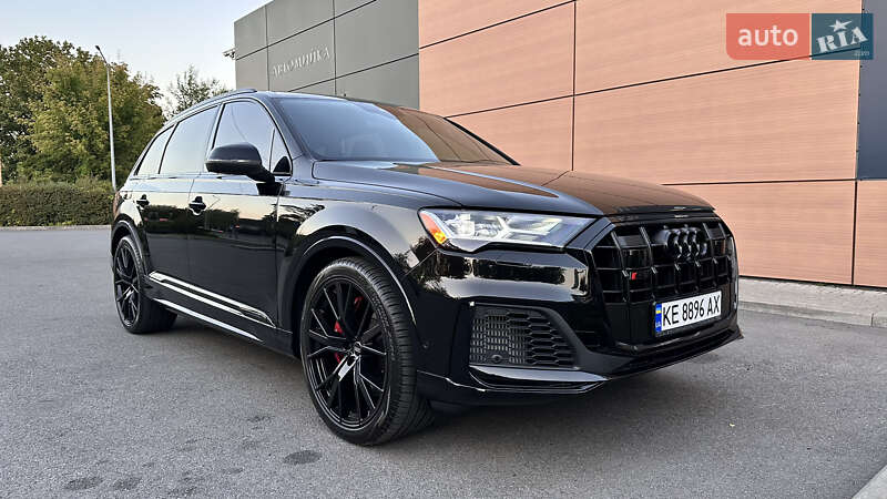 Внедорожник / Кроссовер Audi SQ7 2022 в Днепре