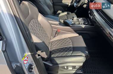 Внедорожник / Кроссовер Audi SQ7 2017 в 