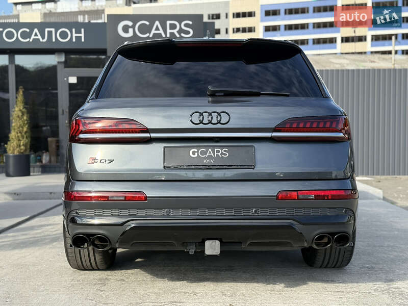 Позашляховик / Кросовер Audi SQ7 2020 в Києві