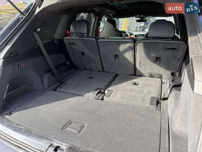 Позашляховик / Кросовер Audi SQ7 2020 в Києві