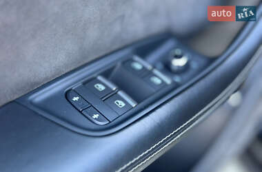 Внедорожник / Кроссовер Audi SQ7 2020 в 