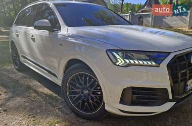 Внедорожник / Кроссовер Audi SQ7 2020 в 