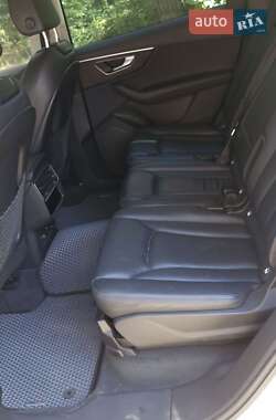Внедорожник / Кроссовер Audi SQ7 2020 в 