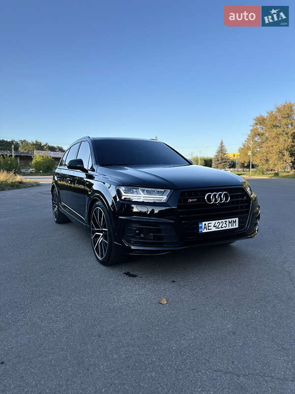Внедорожник / Кроссовер Audi SQ7 2017 в 