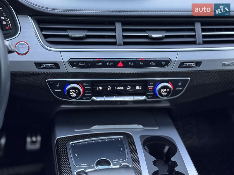 Внедорожник / Кроссовер Audi SQ7 2017 в Сарнах фото 25 Внедорожник / Кроссовер Audi SQ7 2017 в Сарнах