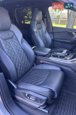 Внедорожник / Кроссовер Audi SQ7 2022 в 