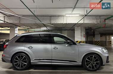 Внедорожник / Кроссовер Audi SQ7 2020 в 