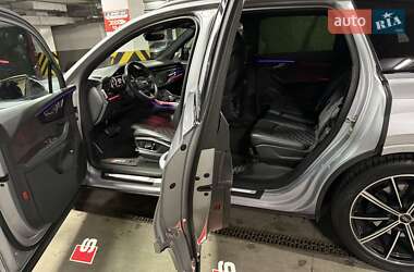 Внедорожник / Кроссовер Audi SQ7 2020 в 