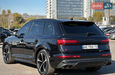 Внедорожник / Кроссовер Audi SQ7 2021 в 