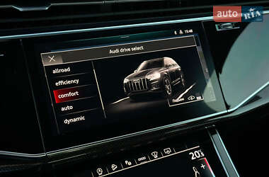 Внедорожник / Кроссовер Audi SQ7 2021 в 