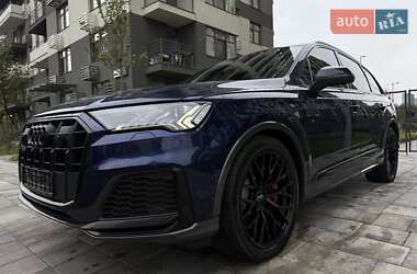 Внедорожник / Кроссовер Audi SQ7 2021 в Киеве