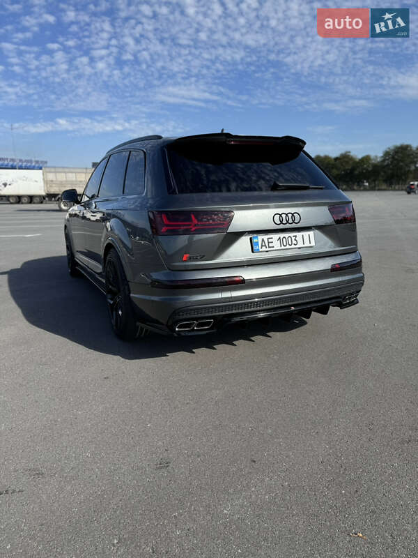 Внедорожник / Кроссовер Audi SQ7 2018 в Днепре