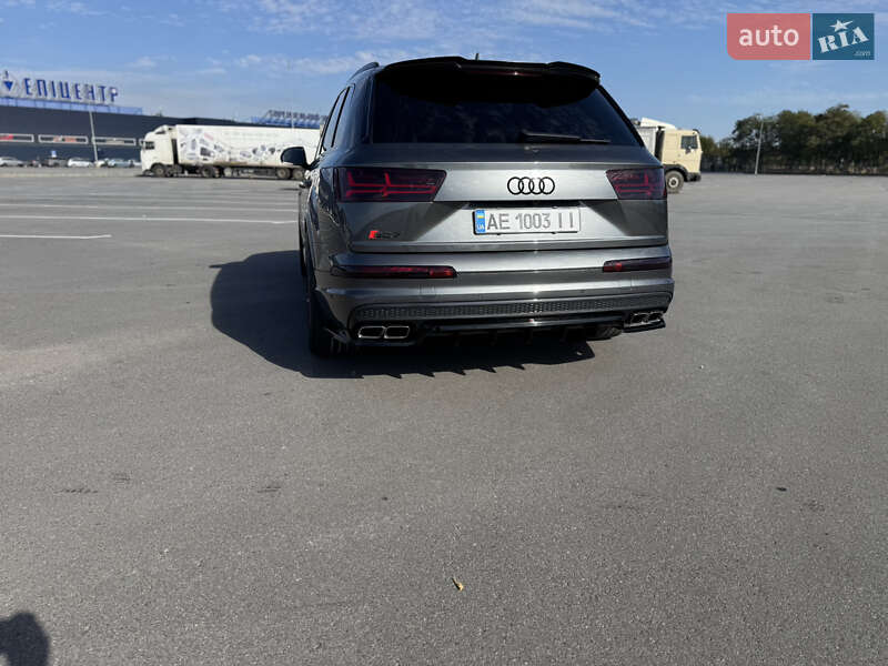 Внедорожник / Кроссовер Audi SQ7 2018 в Днепре