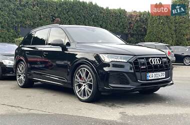 Внедорожник / Кроссовер Audi SQ7 2020 в 