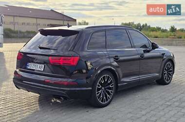 Внедорожник / Кроссовер Audi SQ7 2018 в 