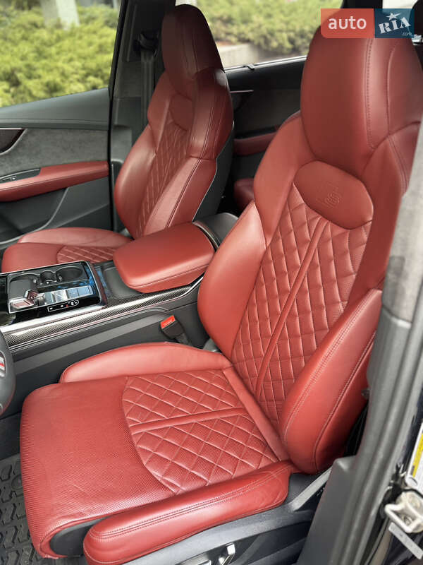 Внедорожник / Кроссовер Audi SQ7 2022 в Днепре