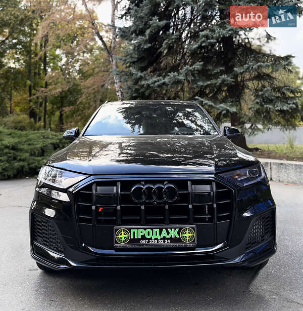 Внедорожник / Кроссовер Audi SQ7 2022 в Днепре