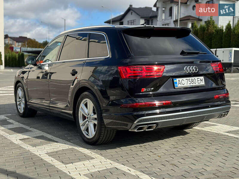 Позашляховик / Кросовер Audi SQ7 2017 в Рівному фото 4 Позашляховик / Кросовер Audi SQ7 2017 в Рівному