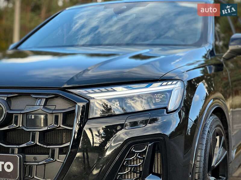Внедорожник / Кроссовер Audi SQ7 2024 в Киеве